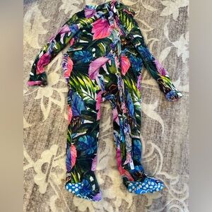 Bums and Roses (Little Bum Bums) 9-12m footie pajamas